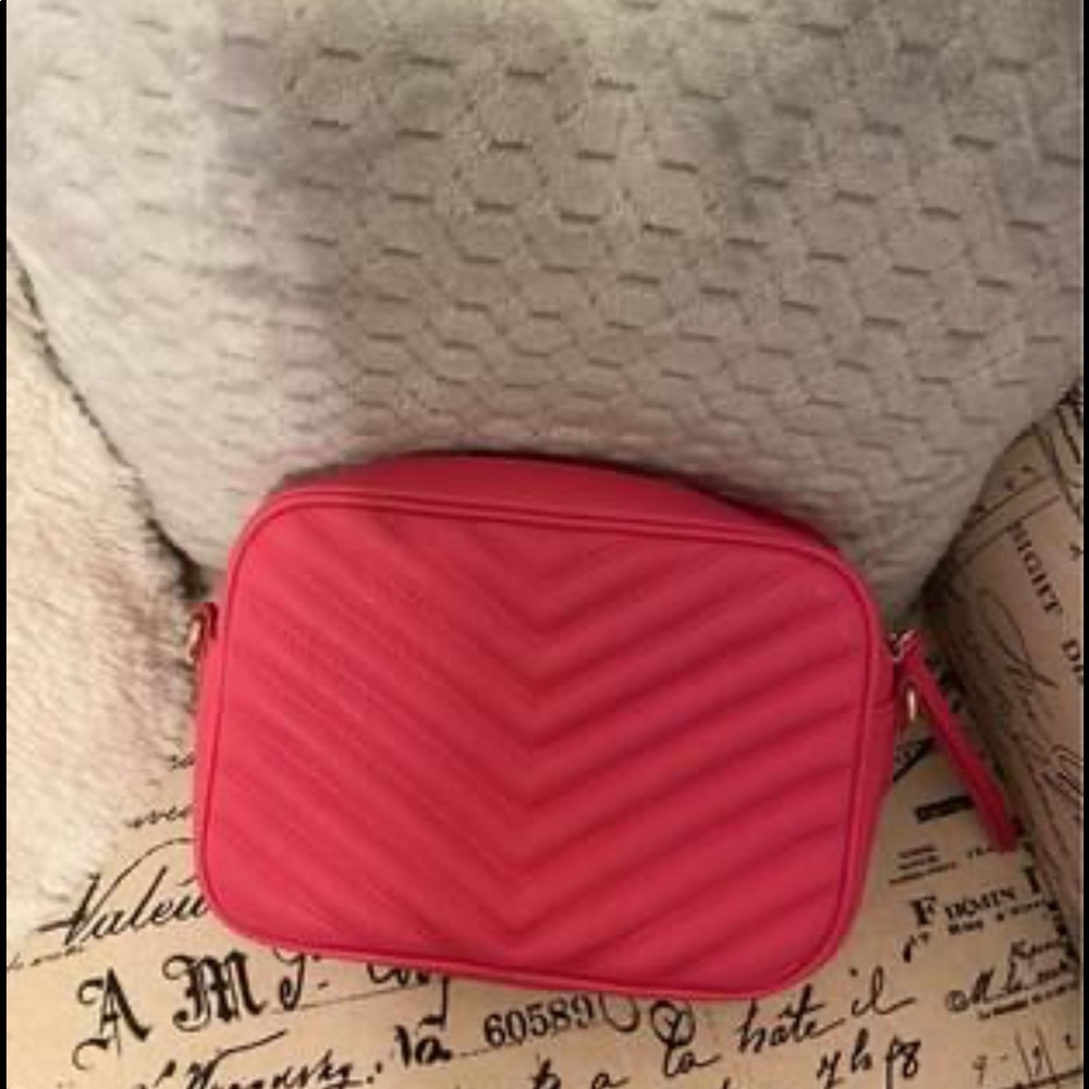 Express medium size chain bag